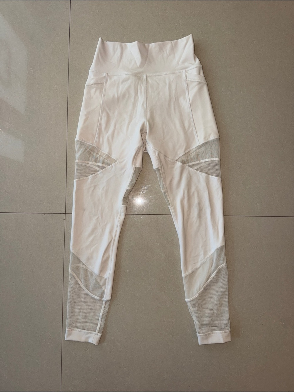 LULULEMON White Mesh High-Rise Active Leggings - Picture 2 of 7